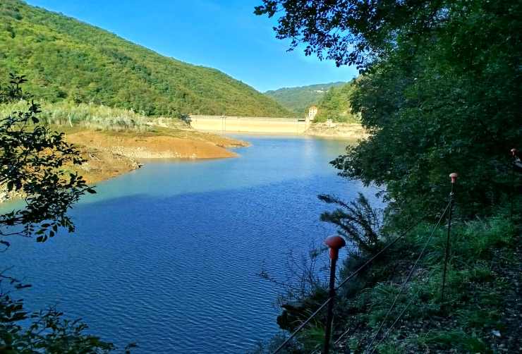 Diga del Lago di Val Noci Montoggio 