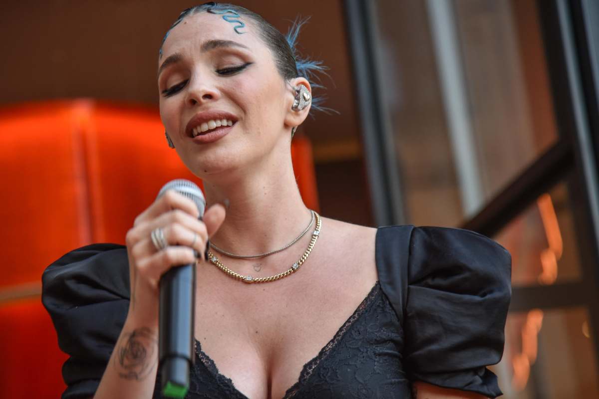 Rose Villain che canta