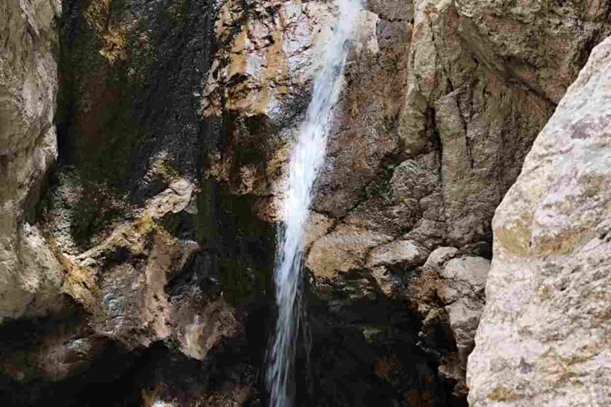 La cascata del Catafurco in provincia di Messina