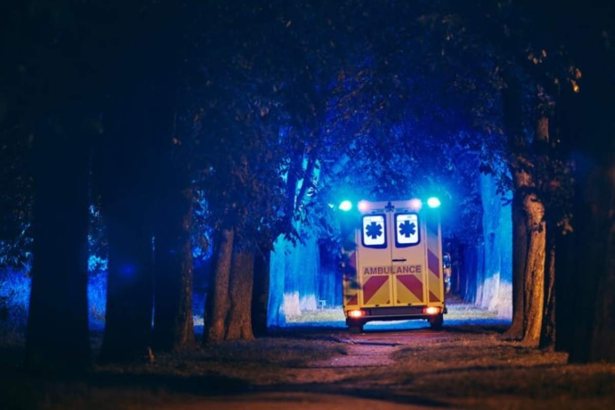 ambulanza nella notte